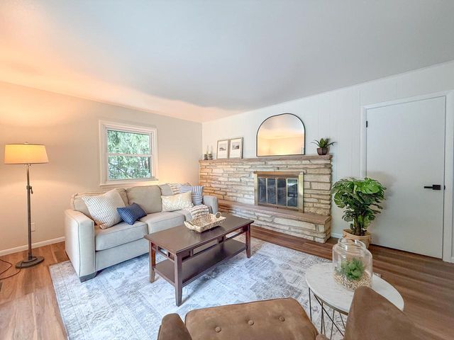 17865 Windemere ROAD, Brookfield, WI 53045