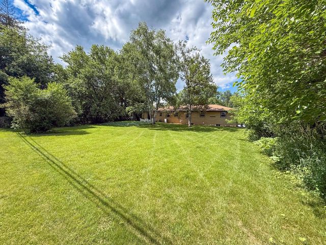 17865 Windemere ROAD, Brookfield, WI 53045