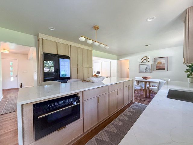 17865 Windemere ROAD, Brookfield, WI 53045