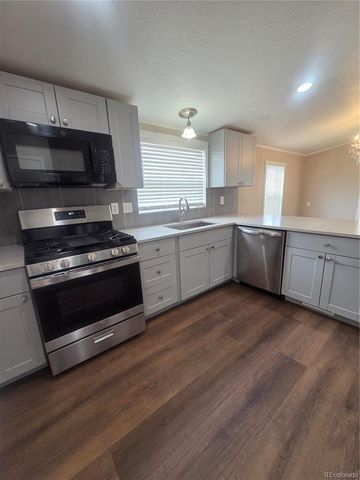 10691 Belmont Street, Longmont, CO 80504