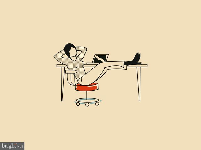 633 E THOMPSON ST, Philadelphia, PA 19125