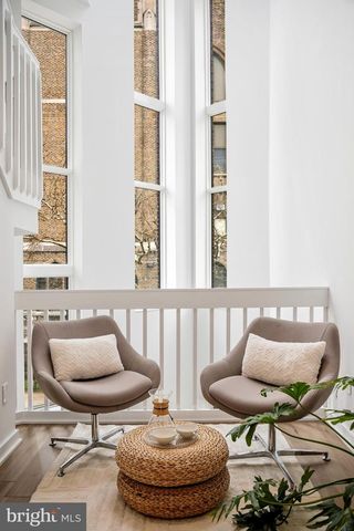 633 E THOMPSON ST, Philadelphia, PA 19125