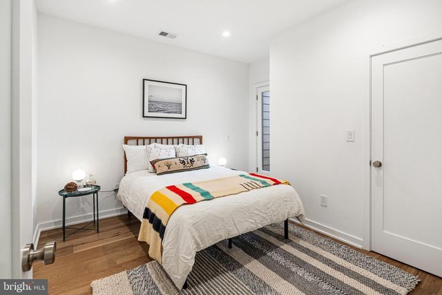 633 E THOMPSON ST, Philadelphia, PA 19125