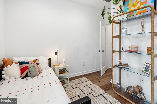 633 E THOMPSON ST, Philadelphia, PA 19125