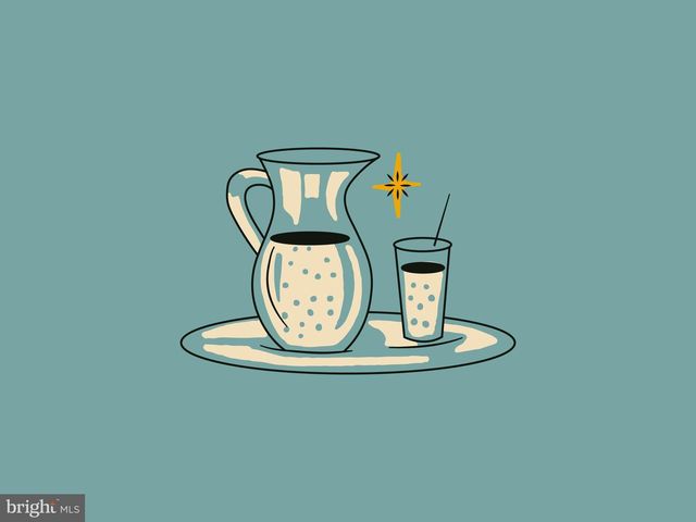 633 E THOMPSON ST, Philadelphia, PA 19125