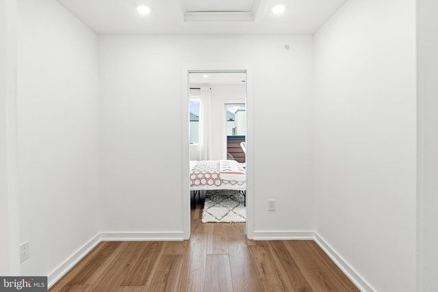 633 E THOMPSON ST, Philadelphia, PA 19125