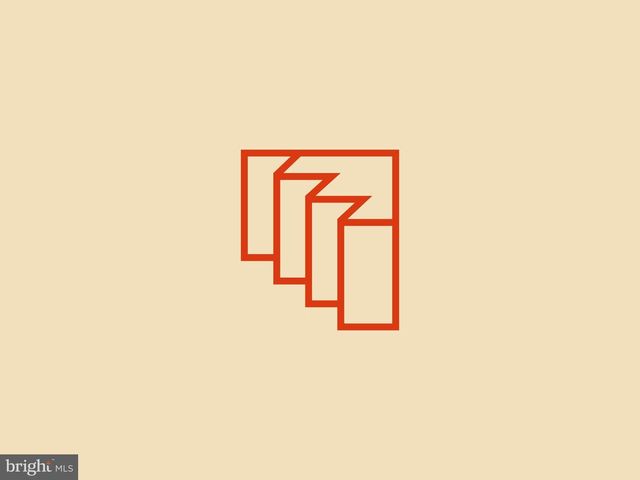 633 E THOMPSON ST, Philadelphia, PA 19125