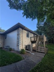 3633 Oak Tree Lane #2, Eau Claire, WI 54701