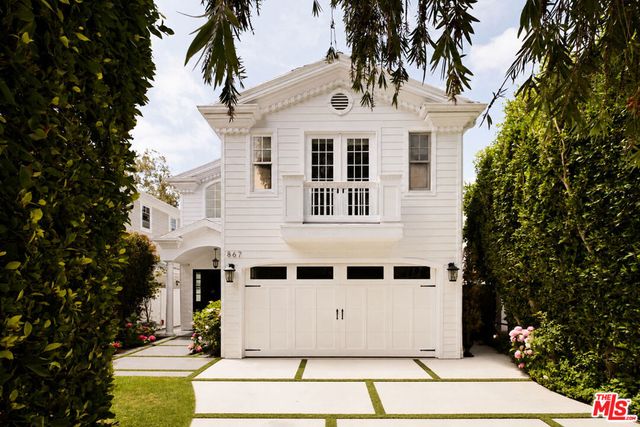 867 Wellesley Avenue, Los Angeles, CA 90049