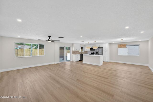 4069 HUNTINGTON FOREST Boulevard, Jacksonville, FL 32257