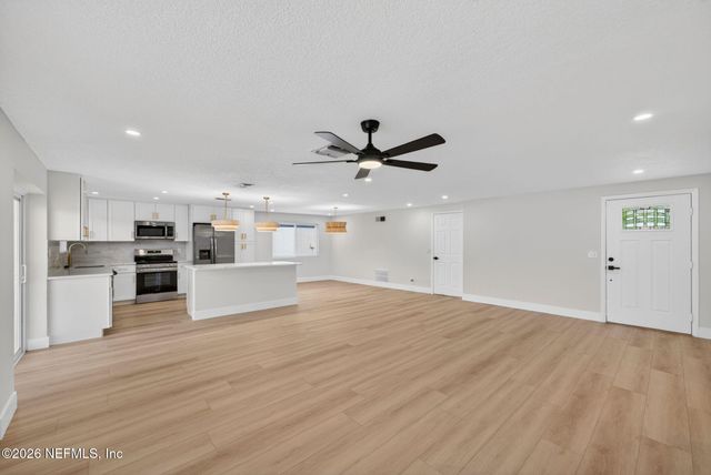 4069 HUNTINGTON FOREST Boulevard, Jacksonville, FL 32257