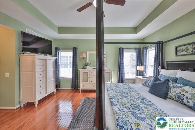 134 Glenmoor Circle South, Palmer Twp, PA 18045