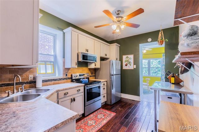 4147 Wyoming Street, St Louis, MO 63116