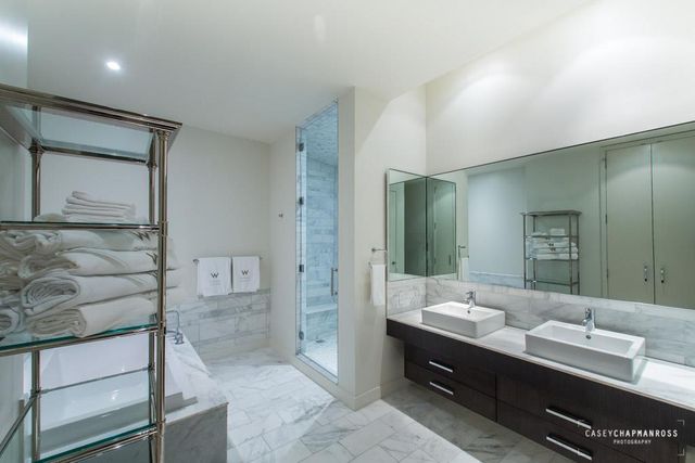 210 Lavaca ST 1910, Austin, TX 78701