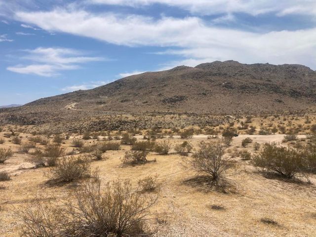0 Sunnyhill Rd, Joshua Tree, CA 92252
