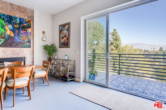 467 Canyon Vista Drive, Los Angeles, CA 90065