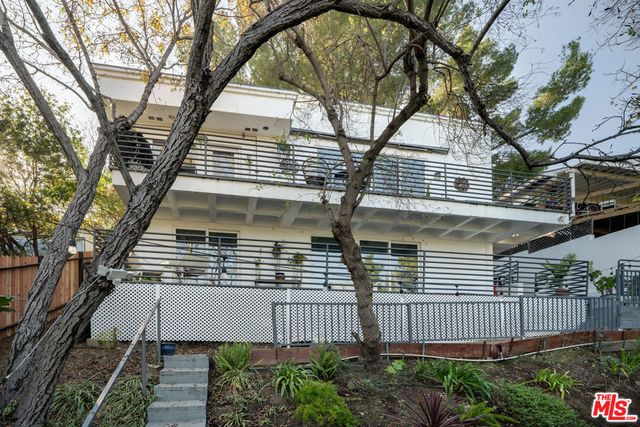 467 Canyon Vista Drive, Los Angeles, CA 90065