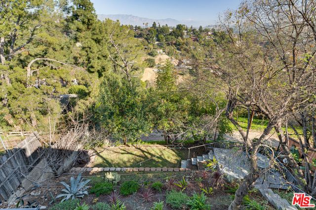 467 Canyon Vista Drive, Los Angeles, CA 90065