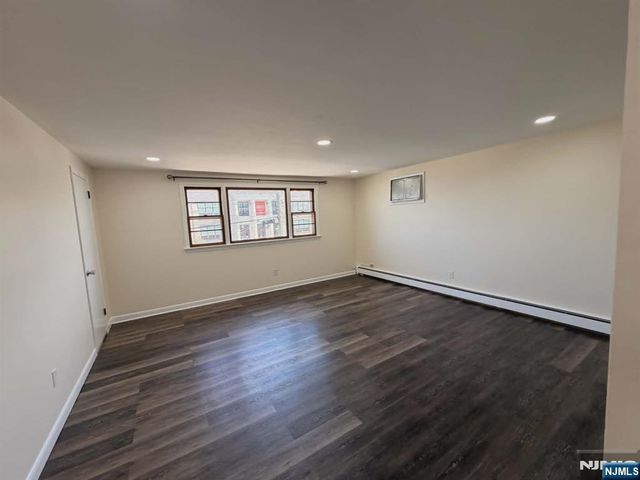 355 Devon Street, Kearny, NJ 07032