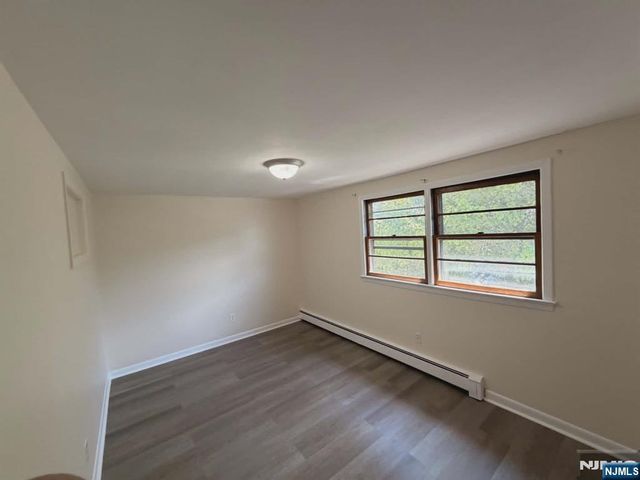 355 Devon Street, Kearny, NJ 07032