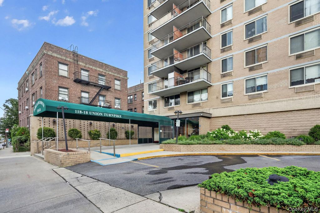 118-18 Union Turnpike 4J, Kew Gardens, NY 11415