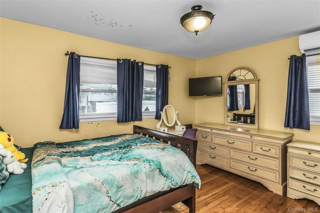 195 Nims Avenue, West Babylon, NY 11704