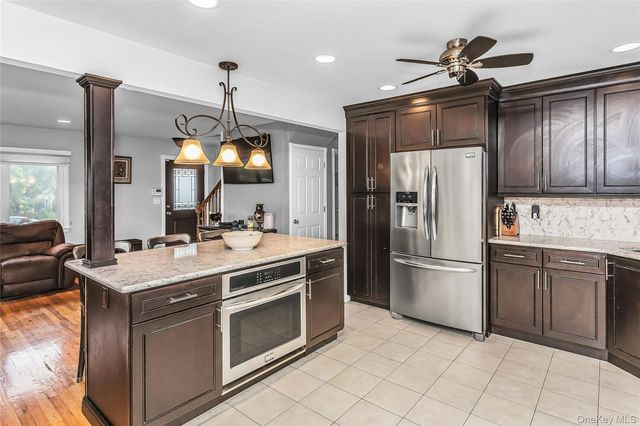 195 Nims Avenue, West Babylon, NY 11704