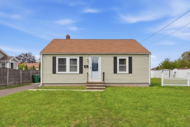 54 Shaw Park Ave, Chicopee, MA 01013