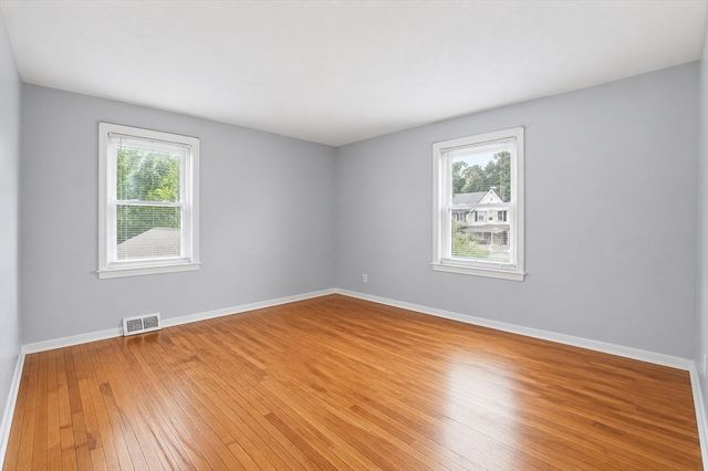 54 Shaw Park Ave, Chicopee, MA 01013
