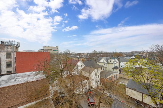 172-18 Jamaica Avenue 5D, Jamaica, NY 11432