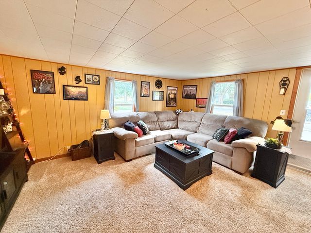 503 S 3rd Street, Oregon, IL 61061