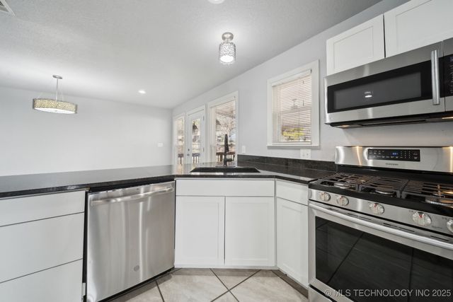 13433 S 125th East Avenue, Broken Arrow, OK 74011