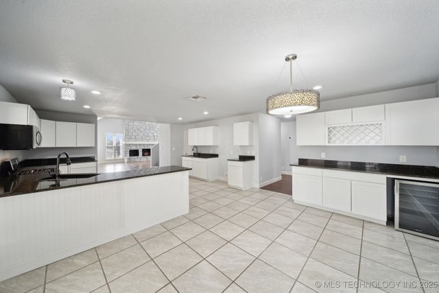 13433 S 125th East Avenue, Broken Arrow, OK 74011