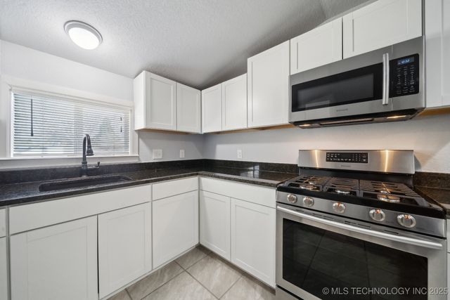 13433 S 125th East Avenue, Broken Arrow, OK 74011