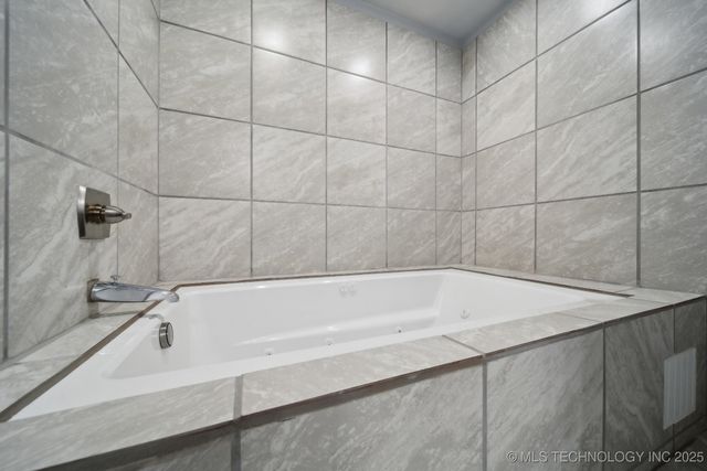 13433 S 125th East Avenue, Broken Arrow, OK 74011