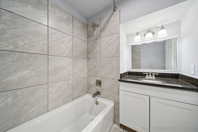 13433 S 125th East Avenue, Broken Arrow, OK 74011