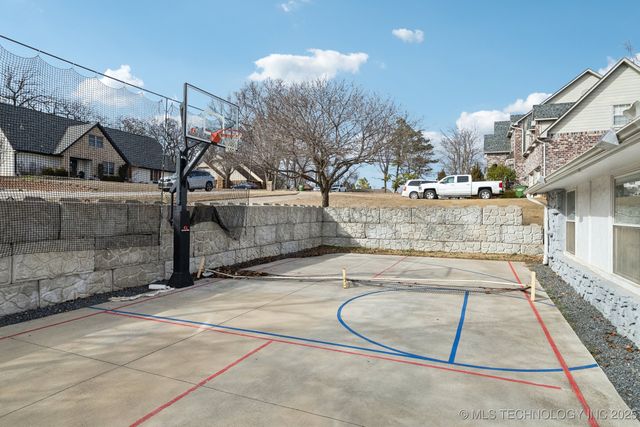 13433 S 125th East Avenue, Broken Arrow, OK 74011