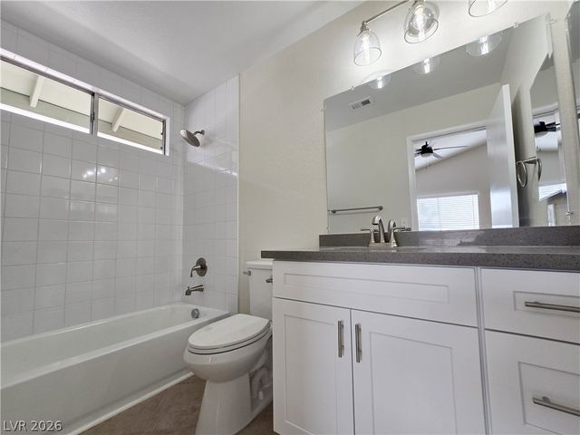908 Coral Isle Way, Las Vegas, NV 89108