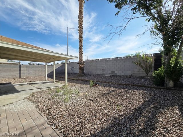 908 Coral Isle Way, Las Vegas, NV 89108