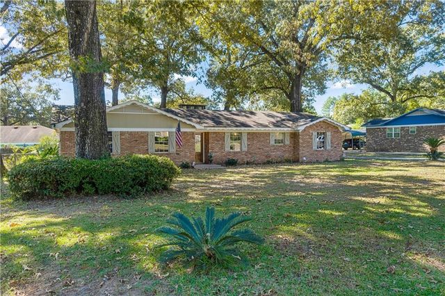 5015 Golfway Drive, Mobile, AL 36613