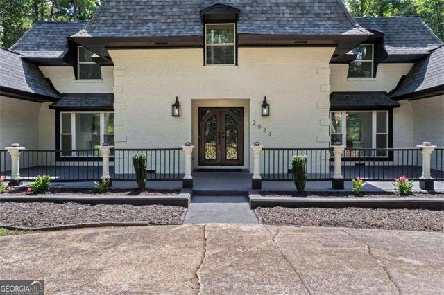 2023 Stoneleigh Drive, Stone Mountain, GA 30087