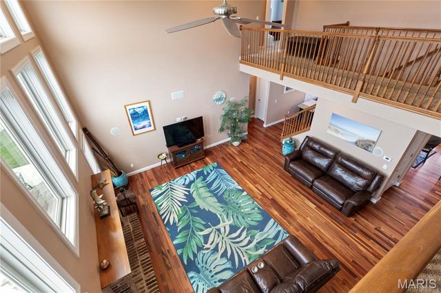 28 Twinleaf Court, St Peters, MO 63376