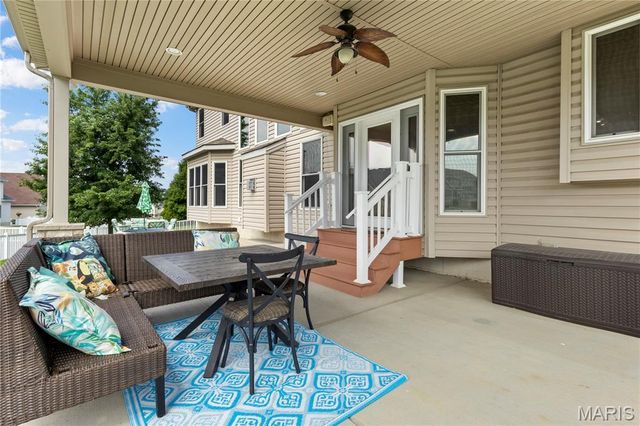 28 Twinleaf Court, St Peters, MO 63376