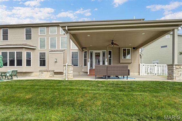 28 Twinleaf Court, St Peters, MO 63376