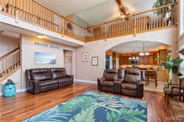 28 Twinleaf Court, St Peters, MO 63376