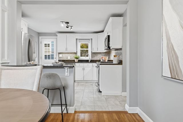 5 Baker St, Boston, MA 02132