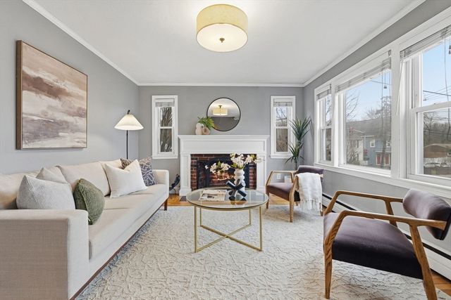 5 Baker St, Boston, MA 02132