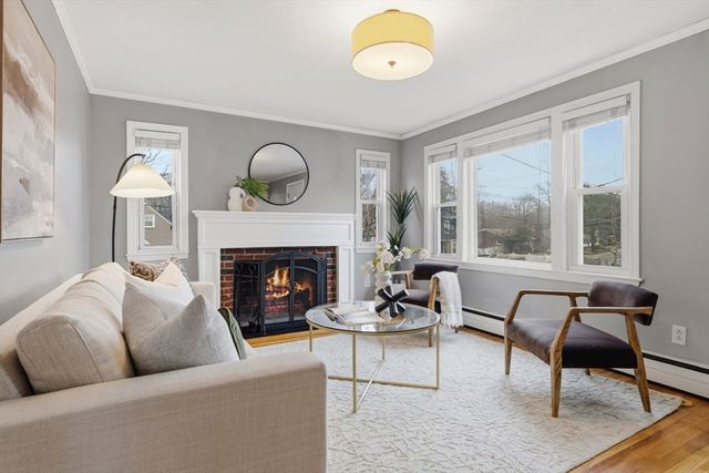 5 Baker St, Boston, MA 02132