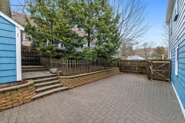 5 Baker St, Boston, MA 02132