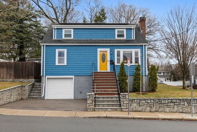 5 Baker St, Boston, MA 02132